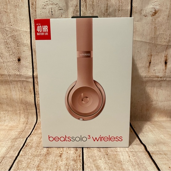 Beats Solo 3 Wireless Headphones - Picture 1 of 15